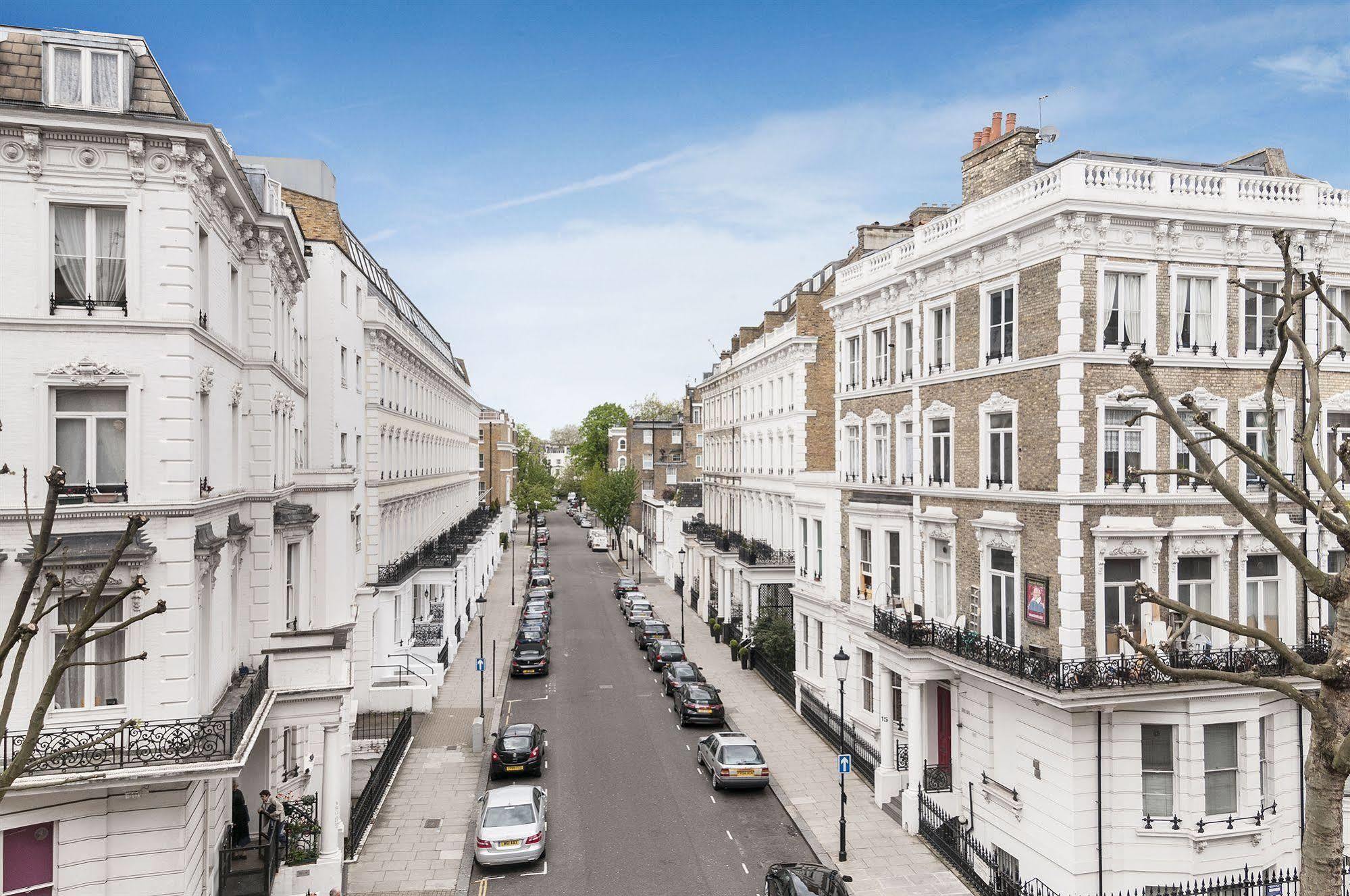 Trebovir 3* Londra